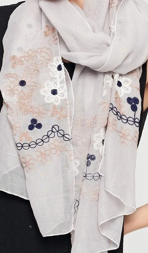 Daisy Embroidery Hijab  