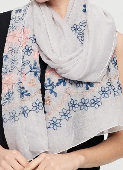Daisy Embroidery Hijab  