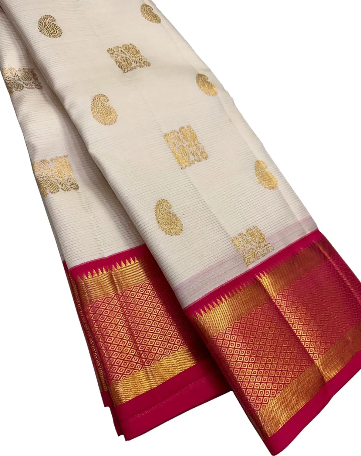 Elegant Off White Silk Saree with Handloom Kanjeevaram