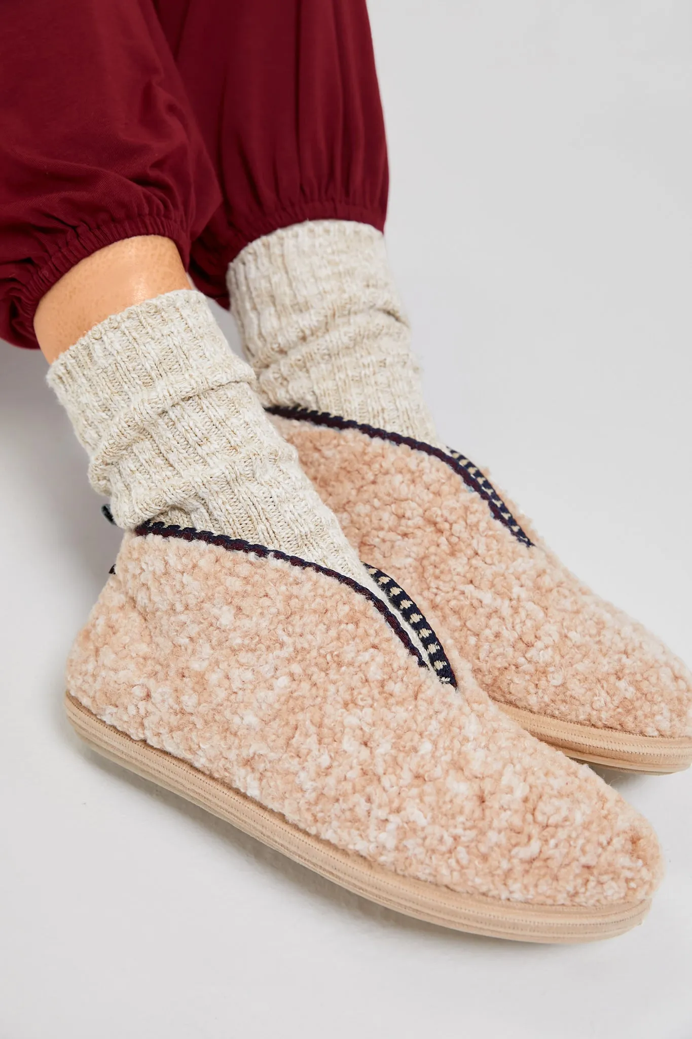 Ivory Puck Fleece Slippers