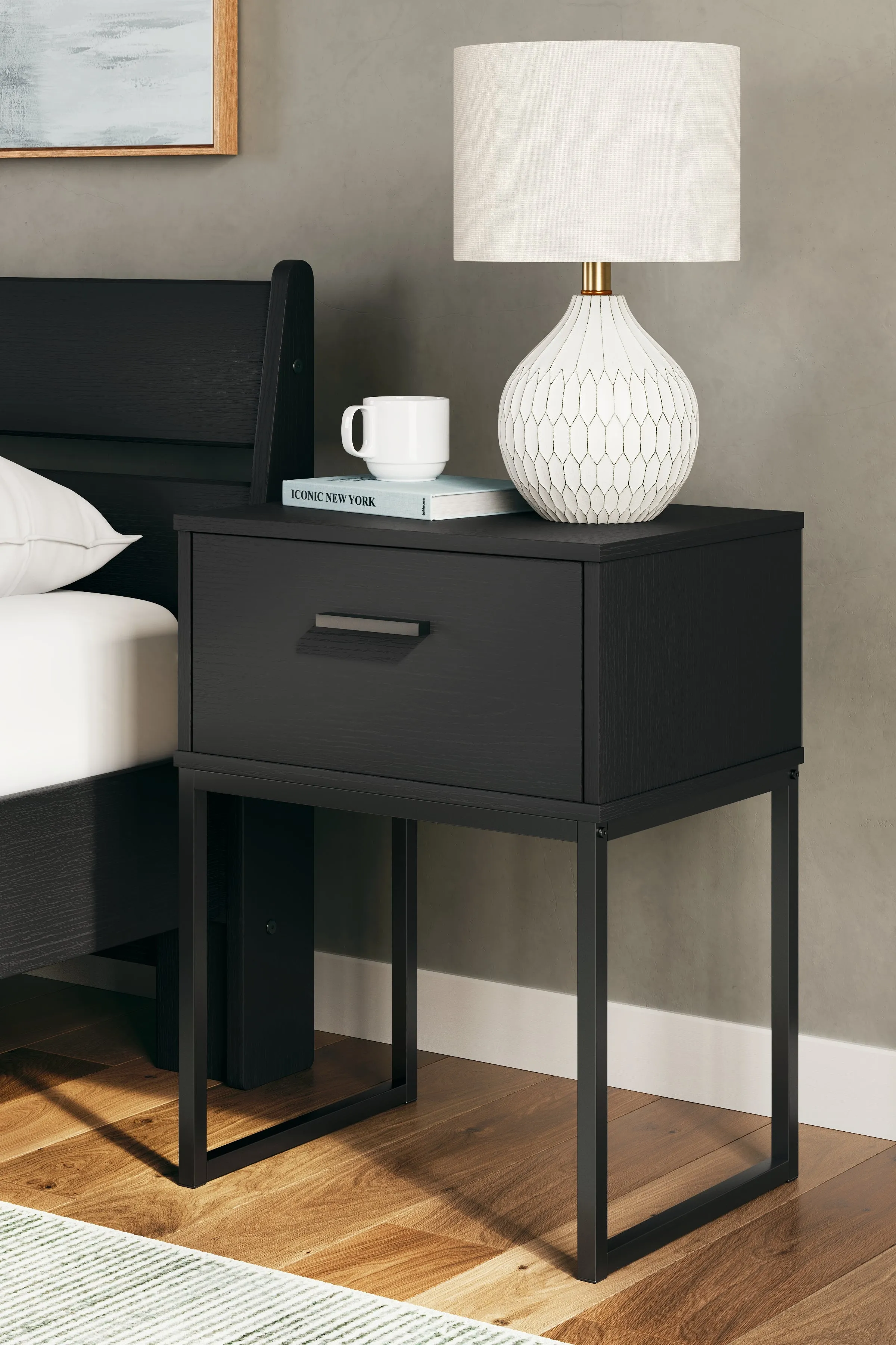 Socalle Full Panel Platform Bed with Dresser and Nightstand in Black