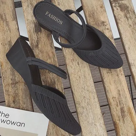 Women closed toe ankle strap 
slide mule sandals