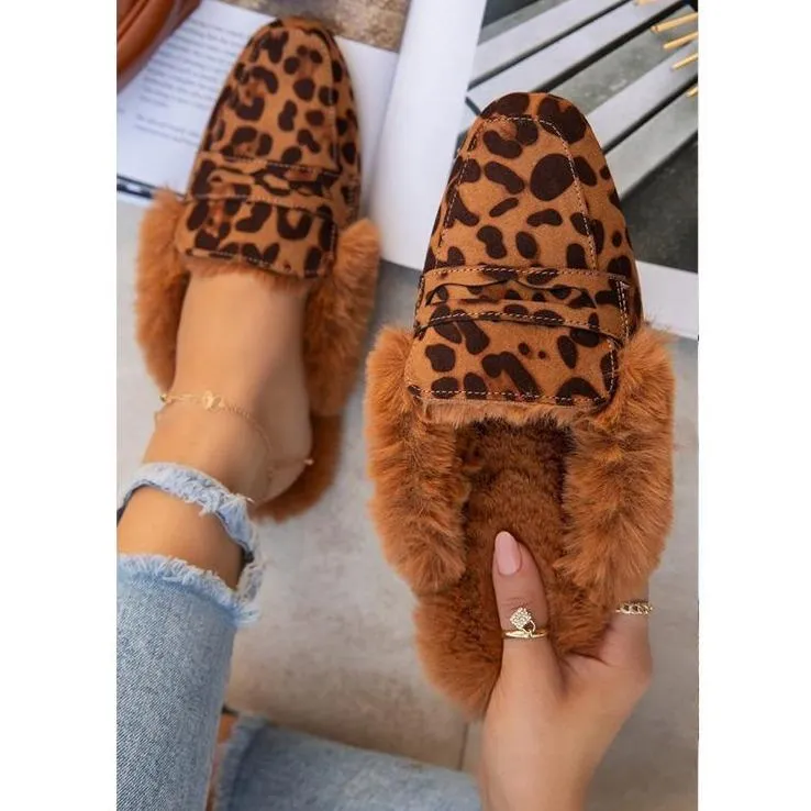 Women winter fuzzy warm slip on mules | closed toe flat slippers